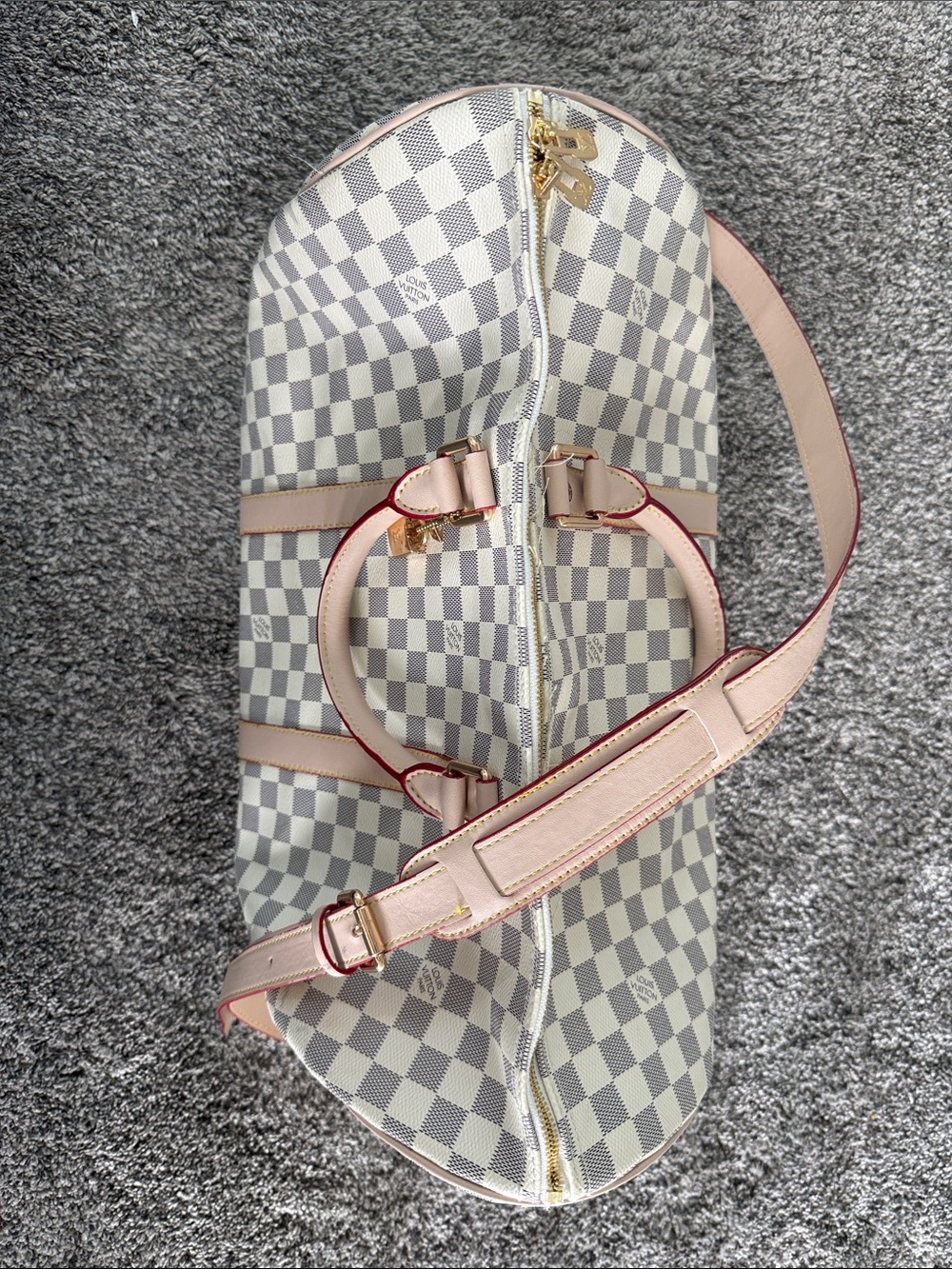 Checkered Pattern Top-Handle Duffel Travel Bag - Picture 8 of 16